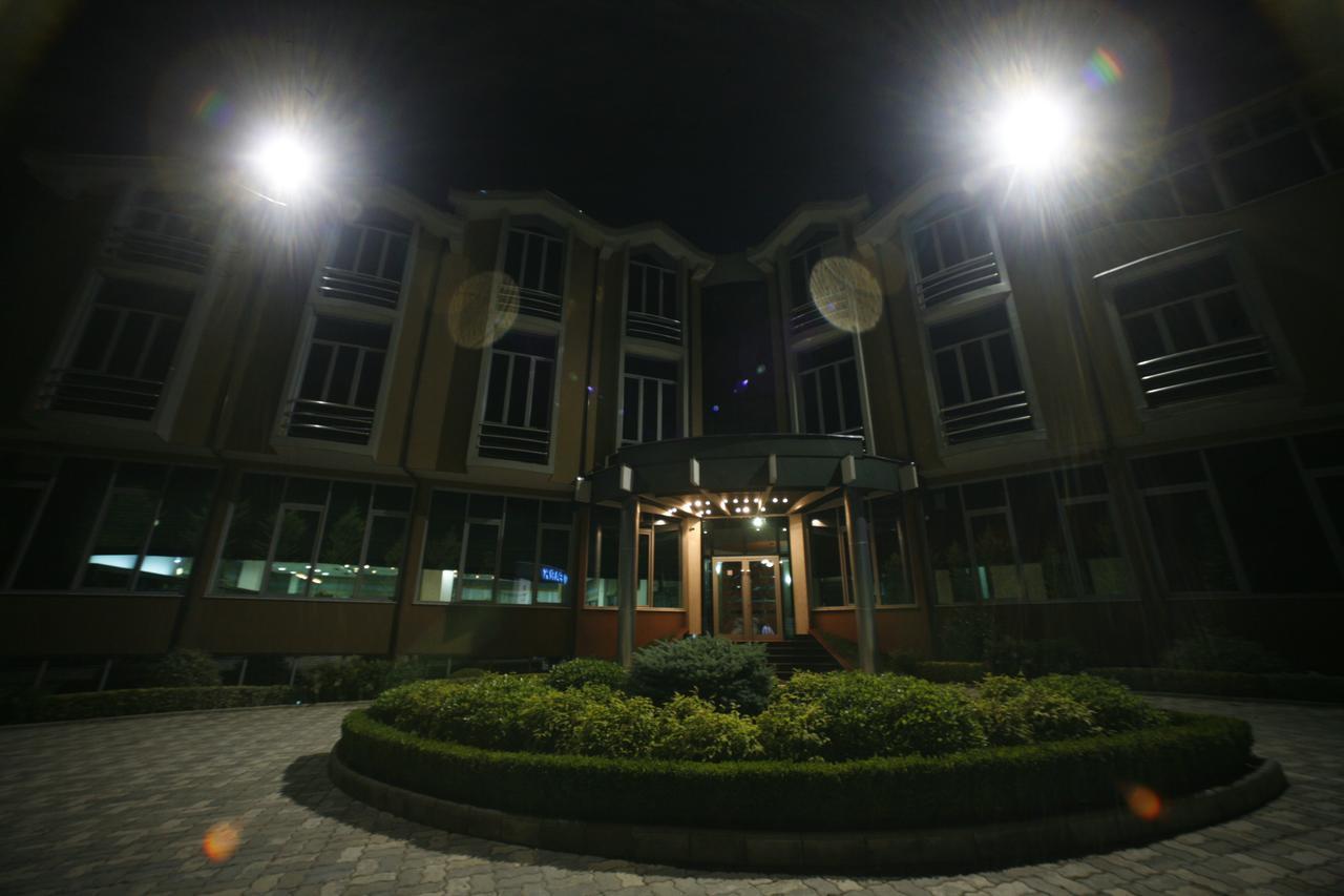 Dajti Park Resort Priska e Madhe Esterno foto
